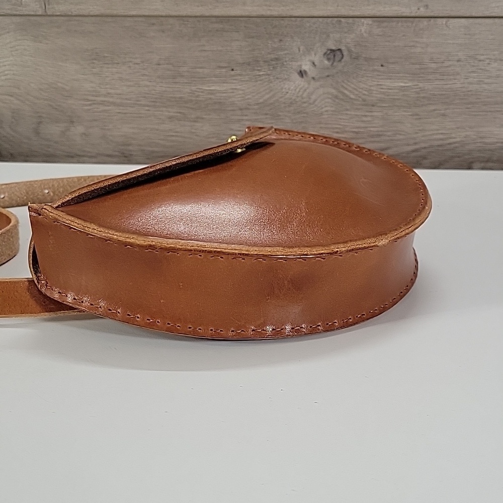 Tree Fairfax Brown Leather Half-Moon Belted Waist Bag - Picture 6 of 11